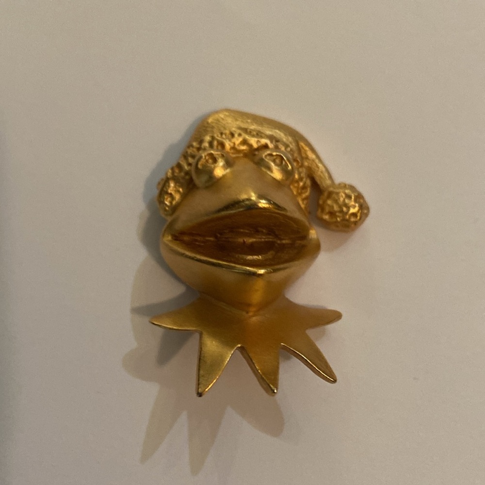 Vintage JHP Muppets Kermit the Frog Christmas Pin